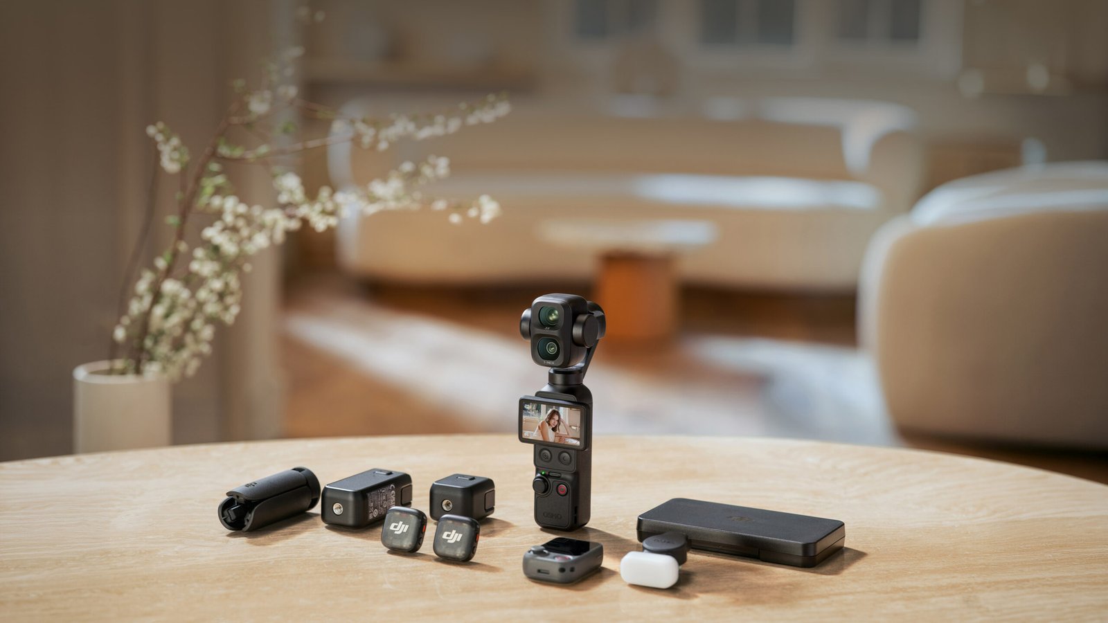 DJI Osmo Pocket 4P Vlog Combo